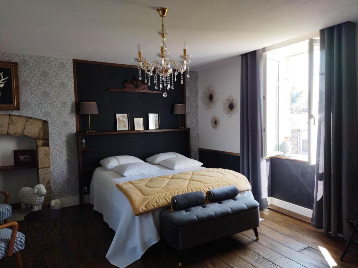 La Ménardière Tranquilitatis Chambre double petit déjeuner compris Corseul Esterno foto